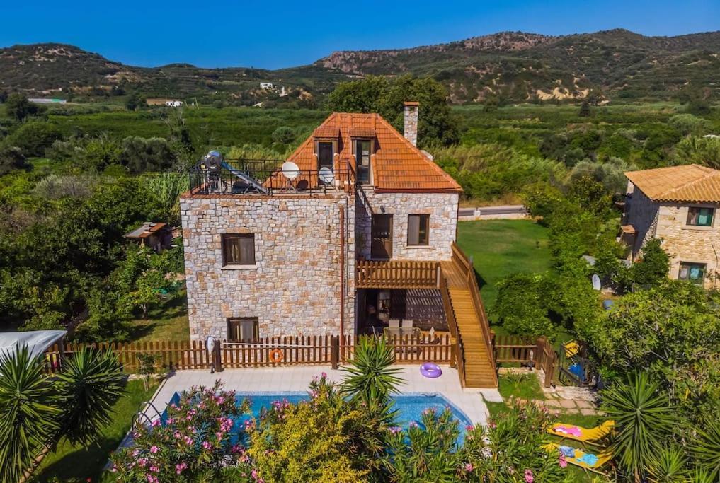Villa Vicina - In Platanias And 4min By The *