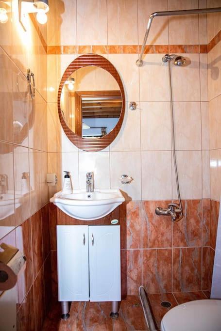 Vicina - In Platanias And 4min By The Chania (Crete)