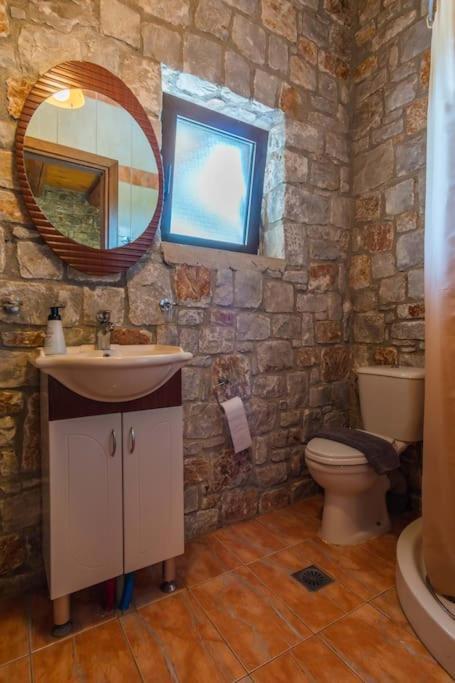 Vicina - In Platanias And 4min By The Chania (Crete)