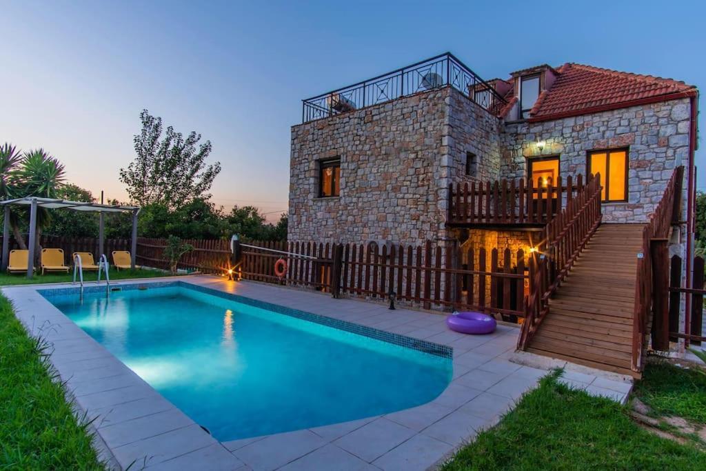 Villa Vicina - In Platanias And 4min By The *