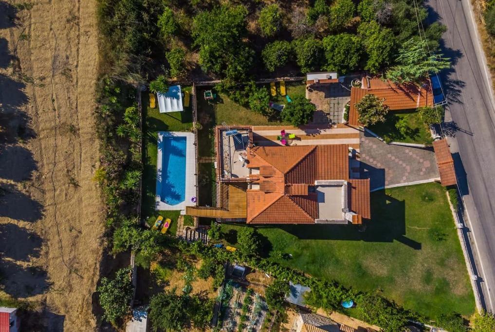 Vicina - In Platanias And 4min By The Chania (Crete)